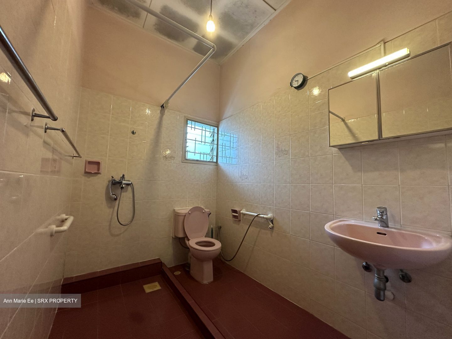 Mayflower Gardens (D20), Terrace #471180091